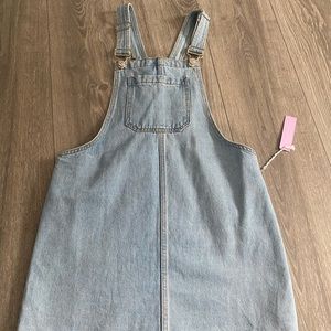 Overall dress